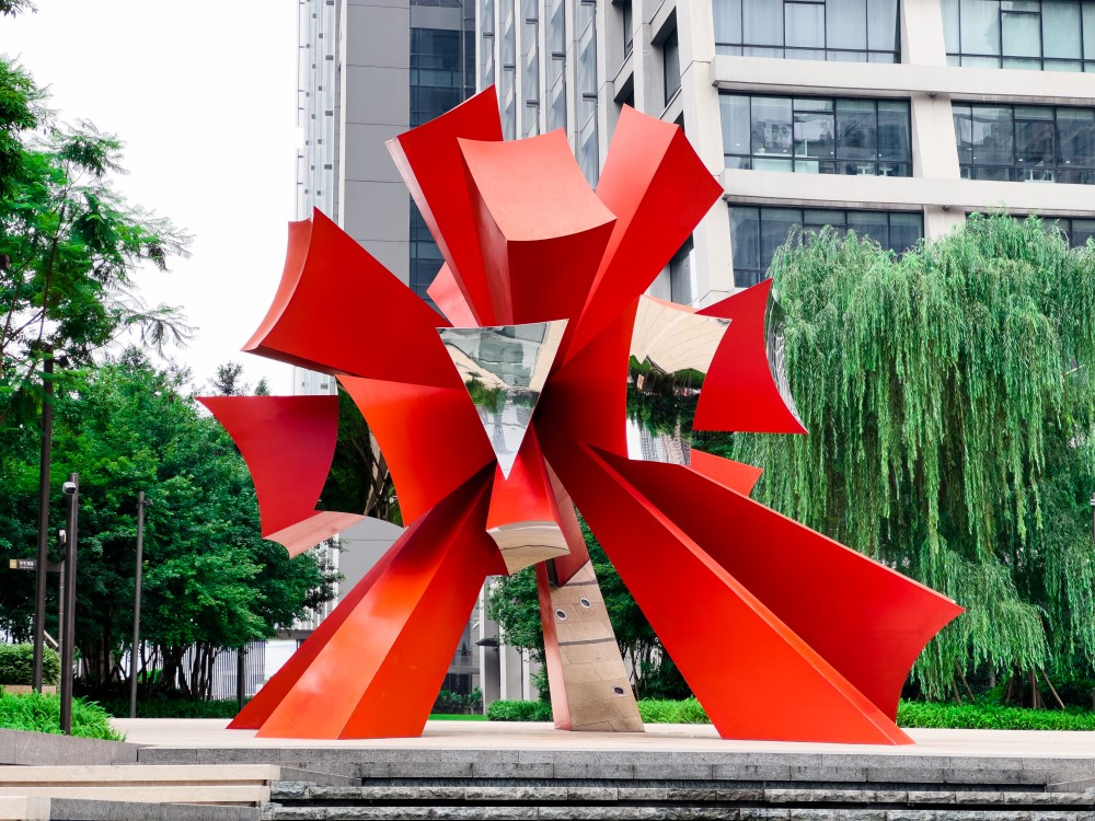 重慶來(lái)福士廣場(chǎng)不銹鋼雕塑