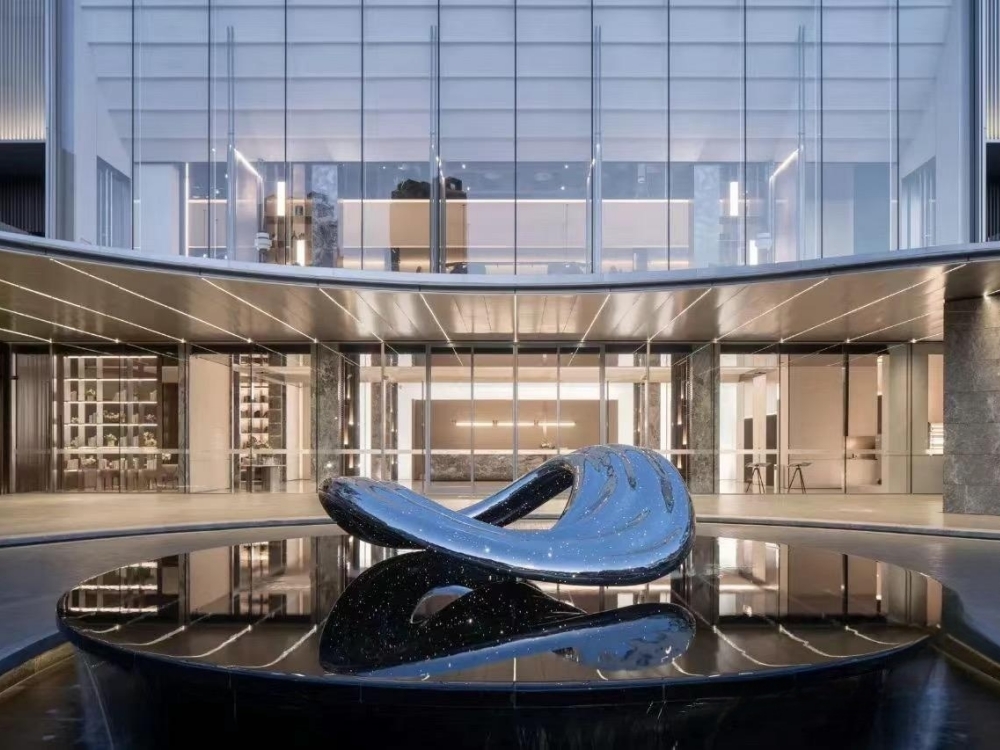 遼寧沈陽瑞府地產(chǎn)不銹鋼鏡面雕塑